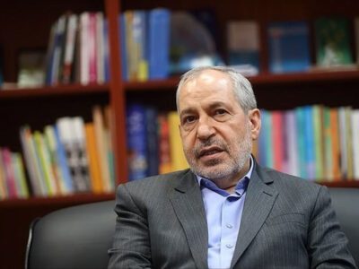 طعنه وزیر پیشین آموزش و پرورش به حج رفتن وزیر فعلی در آغاز کارش/ اگر مشکل کمبود معلم مربوط به دولت قبل است چرا خودمان مشکل نداشتیم؟