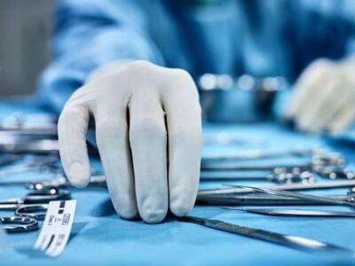 حق العمل جراح کمتر از پول تاکسی بیمار است/تعرفه غیر واقعی متخصصین در بیمارستان دولتی