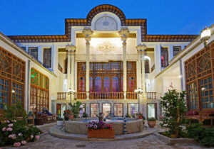 معرفی بهترین هتلهای سنتی اصفهان و کاشان برای تجربهای خاص