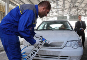 آغاز شمارهگذاری خودروهای وارداتی زیر ۵ سال کارکرد از کیش