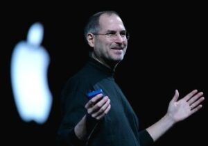 استیو جابز یا «عبداللطیف جندلی» / نام واقعی بنیان‌گذار مشهور اپل