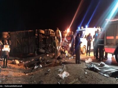 افزایش مصدومان واژگونی اتوبوس در محور اصفهان-نطنز
