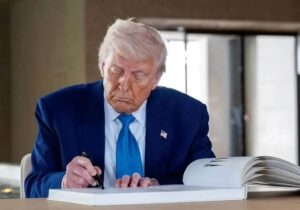 اقدام باورنکردنی ترامپ علیه ایران / آمریکا آماده حمله شد