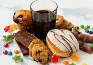 بیش از دو برابر استاندارد جهانی شکر میخوریم!