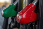 جزئیات حذف سهمیه بنزین خودروهای خارجی و وارداتی / این خودروها دیگر سهمیه بنزین ندارند
