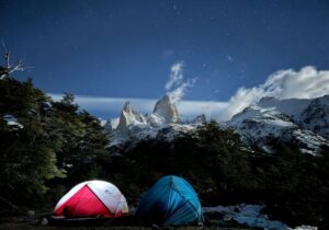 راهنمای خرید بهترین چادر کوهنوردی + معرفی ۵ مدل برتر بازار و مزایا و معایب آن‌ها