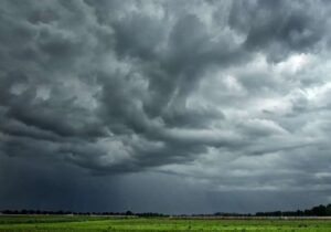 سامانه بارشی از فردا وارد کشور می‌شود