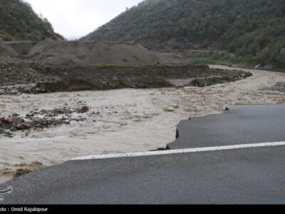 سیلاب در بلوچستان/ مسدود شدن محورهای مواصلاتی/ مدارس ۵ شهرستان تعطیل شد