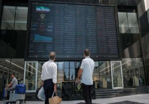 شاخص بورس رکورد زد / این روزها در بورس چی بخریم؟