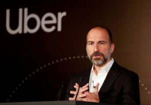 مدیر ایرانی اوبر: خودروهای خودران را وارد جاده‌های عربستان می‌کنیم