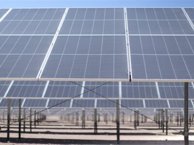 مزیتهای سهامدار شدن مددجویان کمیته امداد در نیروگاههای خورشیدی ۱۰ مگاواتی