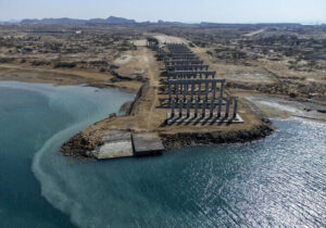 استاندار هرمزگان:
تصمیم دولت برای اجرای پل خلیج فارس قطعی شد