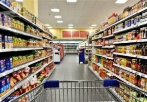 توزیع بیش از ۲۰  هزار تن کالای اساسی در فارس