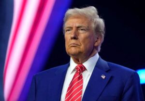 حمله مقام انگلیسی به ترامپ:  تسلیم شدن در برابر یک قلدر احترام نمی‌آورد!