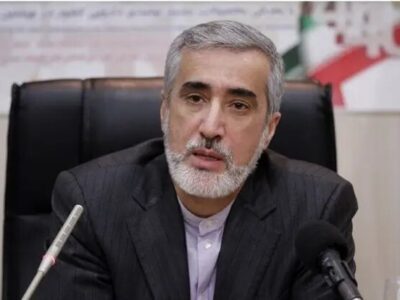 پیرصالحی: پول دارو و تجهیزات را جای دیگری خرج می کنند