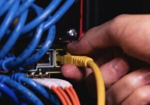 گذشت ۲۰ روز از آغاز اختلال اینترنت در ایران/ وضعیت دسترسی‌ها رو به بهبود اما کنترل‌شده