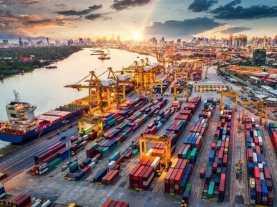 ۳ بندر کشور تا پایان برنامه هفتم توسعه به نسل سوم بنادر ارتقا می‌یابند