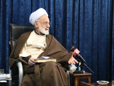 آیت الله دری نجفآبادی: آینده کشور با تربیت درست فرزندان تضمین میشود