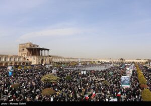 “اتحاد مقدس” ایرانی‌ها در جشن انقلاب؛ راهپیمایی معنادار ‌۲۲ بهمن ۱۴۰۴