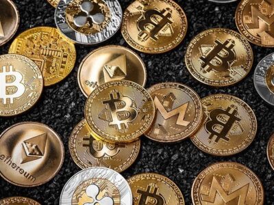 بازار ارزهای دیجیتال در سهشنبه ۵ اسفند ۱۴۰۴ / بیت کوین و اتریوم روند متفاوتی را تجربه کردند