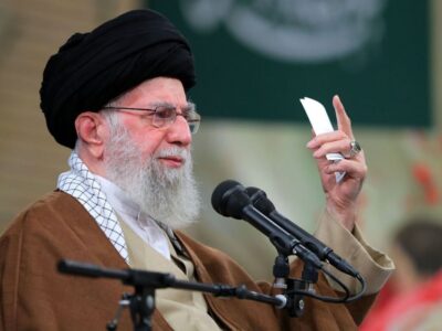 بازتاب سخنان رهبر انقلاب درباره نابودی ناوهای آمریکایی در رسانههای جهان