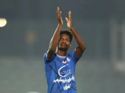 بازیکن جنجالی استقلال آماده بازگشت به میدان شد