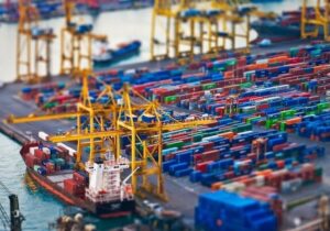 تجارت خارجی ایران در معرض تهدید / درهم ابزار فشار شد