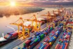 ترانزیت کالاهای غیرنفتی از بنادر قشم ۹۹۲ درصد افزایش یافت