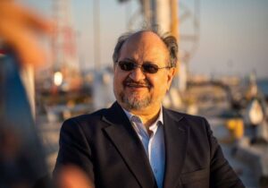 تغییر ساختار هلدینگ خلیج فارس/ ترسیم نقشه راه پتروشیمی در سال ۱۴۰۵