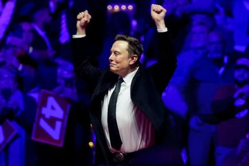 جهش بی‌سابقه ثروت ایلان ماسک / اولین فرد با بیش از ۸۰۰ میلیارد دلار دارایی