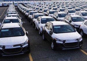 خودداری از پیش خرید خودروهای پلاک منطقه آزاد