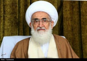 دعوت آیت‌الله نوری همدانی از مردم برای شرکت در راهپیمایی ۲۲ بهمن