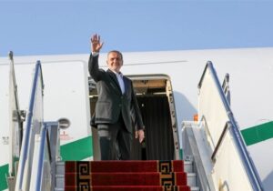 رئیسجمهور وارد لرستان شد