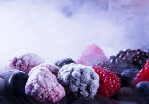 رشد مصرف نیتروژن مایع در صنایع غذایی و دارویی؛ چه استانداردهایی مهماند؟