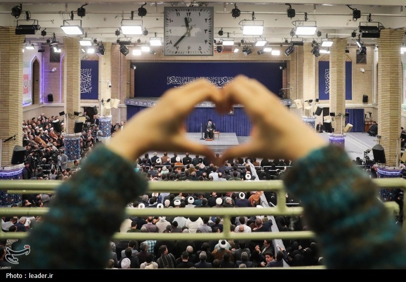 روایت تسنیم از دیدار مردم آذربایجان با رهبر انقلاب؛ سمفونی اشک و لبخند اخبار تبریز , اخبار استان آذربایجان شرقی , رهبر انقلاب , آذربایجان شرقی ,