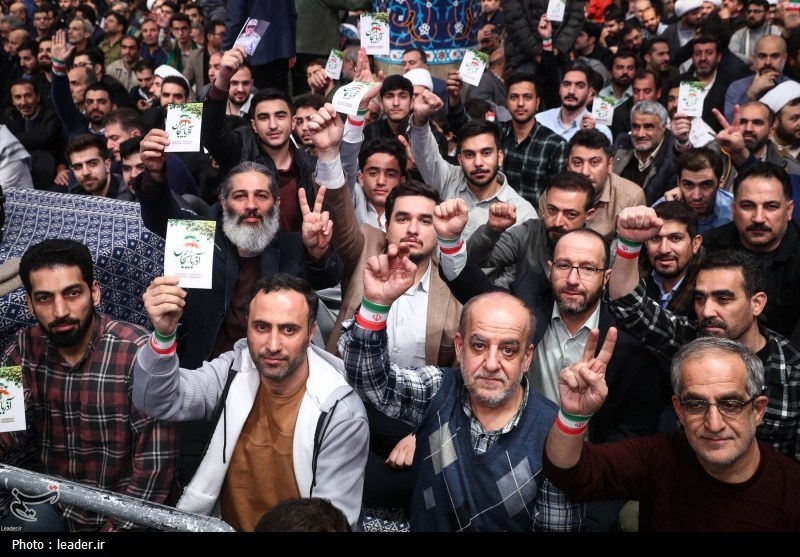 روایت تسنیم از دیدار مردم آذربایجان با رهبر انقلاب؛ سمفونی اشک و لبخند اخبار تبریز , اخبار استان آذربایجان شرقی , رهبر انقلاب , آذربایجان شرقی ,