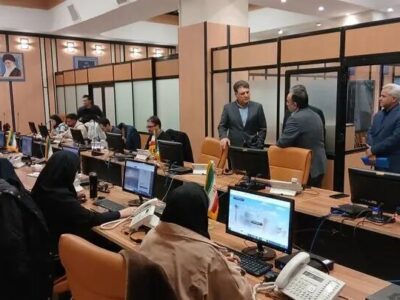 زینیوند از ستاد انتخابات کشور بازدید کرد