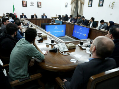 عارف: تشکلهای دانشجویی از بدنه خود فاصله گرفتهاند