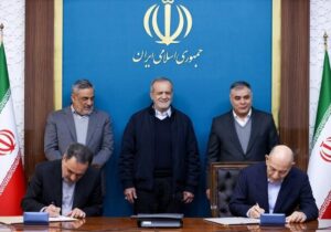 قراردادهای سرمایه‌گذاری شرکت ملی نفت ایران امضا شد