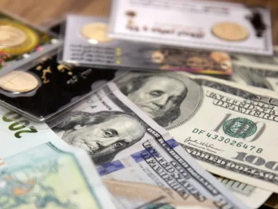 قیمت روز طلا و دلار امروز/ قیمت ها بر مدار کاهش + جدول