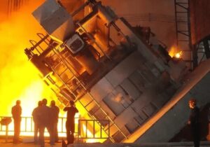نمادهای فولادی در ۱۰ ماه به رشد ۳۶ درصدی رسیدند؛ ذوبآهن و فسپا غول های خسته زنگ زده