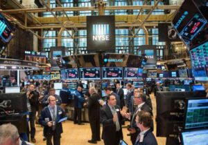 هفته پرتلاطم وال‌استریت؛ ریسک سرمایه‌گذاری در هفته پرنوسان