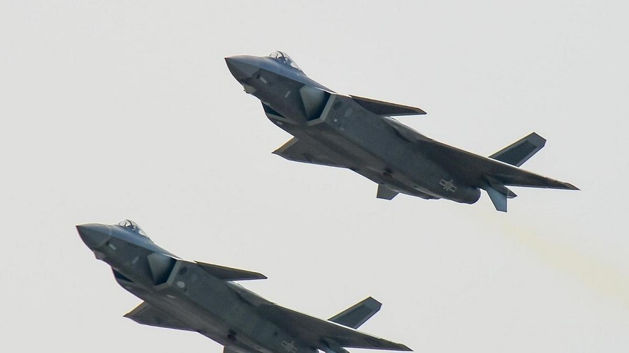 چین جنگنده J-20 به ایران هدیه داد / توافق مهم نظامی امضا شد؟