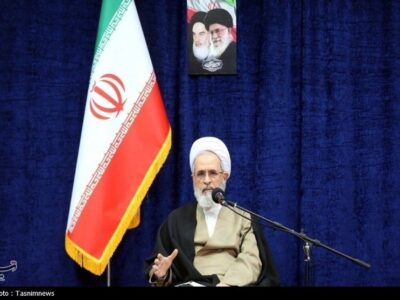 کتاب سال حوزه آینه پژوهش و پیشتازی علمی حوزه است