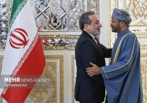 گفتگوی تلفنی وزیر امور خارجه ایران با همتایان عمانی و عراقی