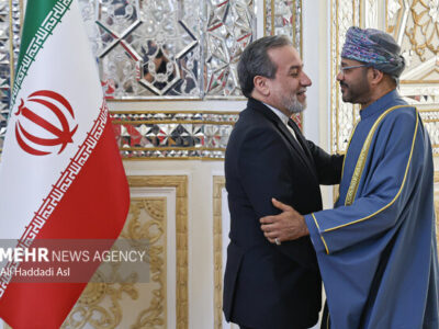 گفتگوی تلفنی وزیر امور خارجه ایران با همتایان عمانی و عراقی