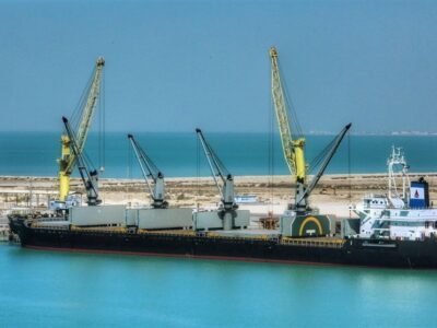 گندم وارداتی قزاقستان به بندر امیرآباد رسید