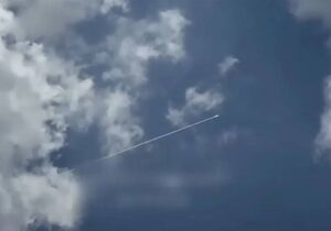 برخورد پرتابه آمریکایی ـ صهیونی به یک انبار در مشهد