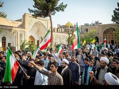 بیعت ۲۶۰۰ استاد سطوح عالی و خارج حوزه علمیه با آیت‌الله خامنه‌ای+اسامی