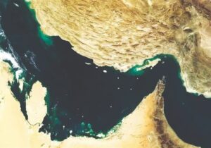 تنگه هرمز راهوشمندانه بستیم/اجازه حرکت ناوشکن دشمن به سمت ایران ندادیم